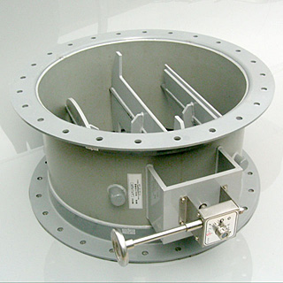 ダンパー　PVC 500A　分割羽根タイプ　ボディ:ダクト管使用 全景